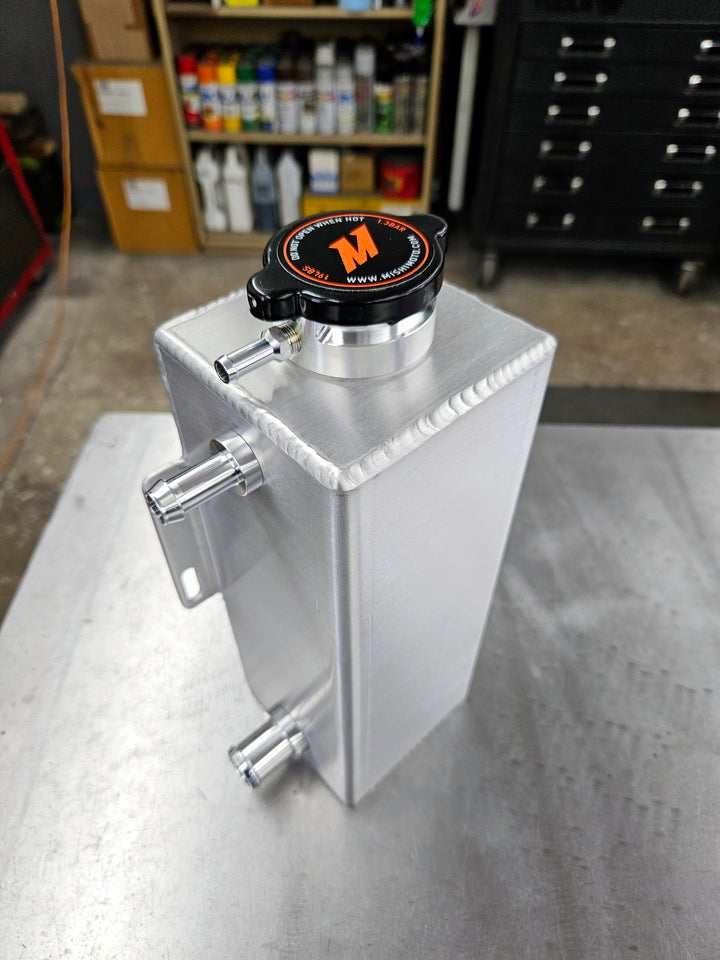 Universal Coolant Expansion Tank - 3 Quart